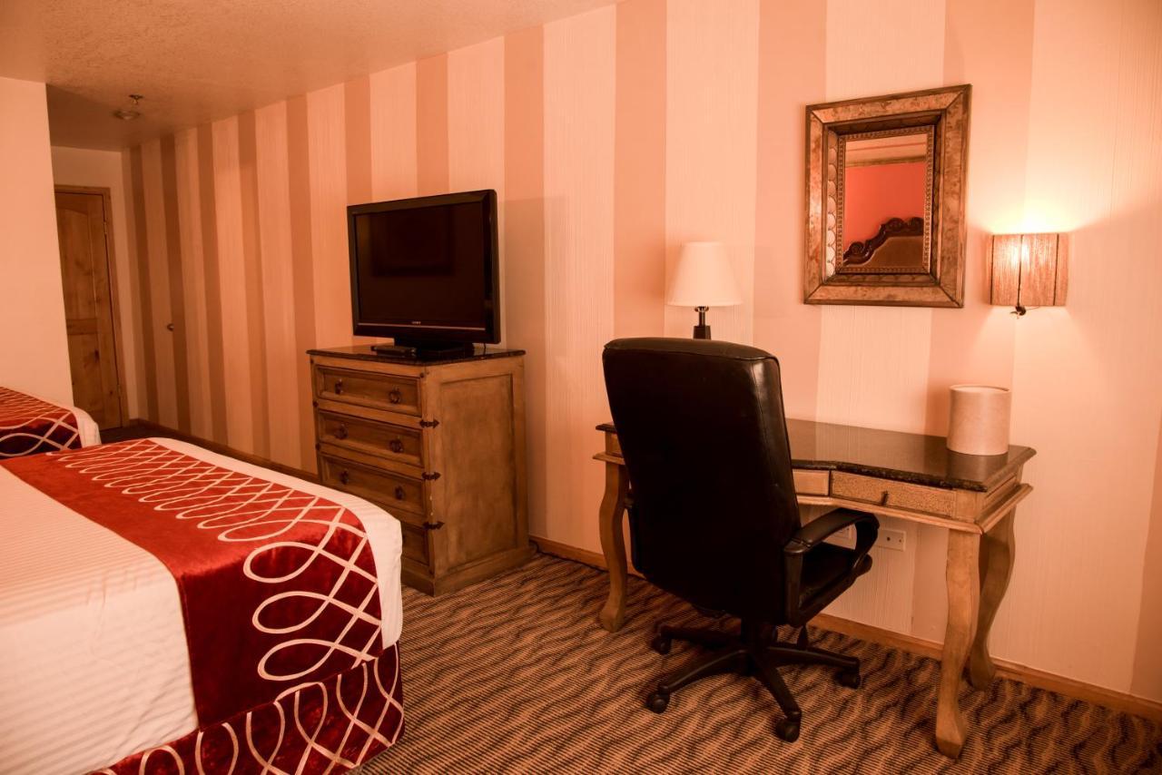 Business Hotel & Suites Maria Bonita Ciudad Juarez Exterior photo